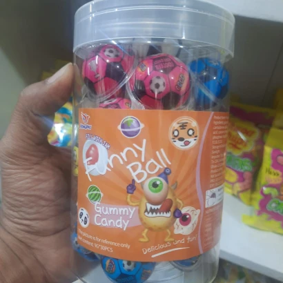 Yingpai Funny Ball Gummy Candy (Football) Jar (9g X 30pcs)