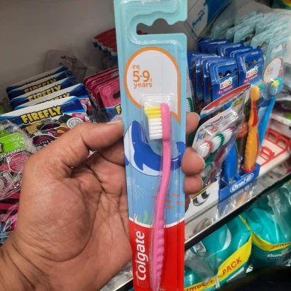 Colgate Tooth Brush (5-9years) Pink