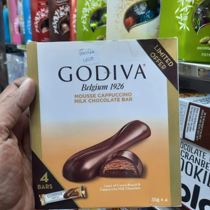 Godiva Belgium 1926 Mousse Cappuccino Milk Chocolate Bar