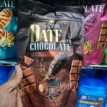 Tangesir Chocolated Coated Dates with Almond & Cocoa 250gm
